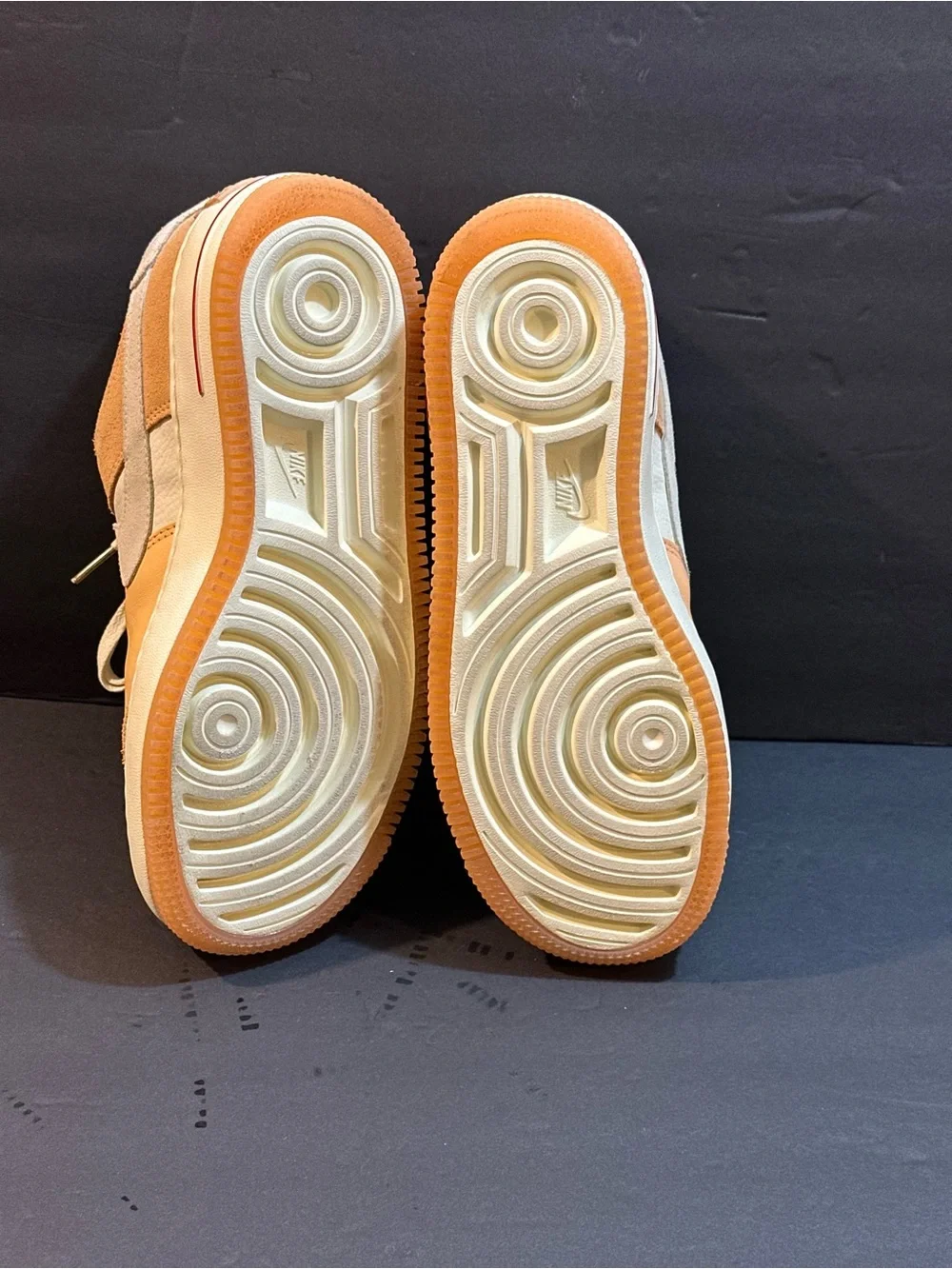 🔥🔥Nike Air Force 1 Shadow Sisterhood Cashmere Tan/White kids Size 7.5🔥